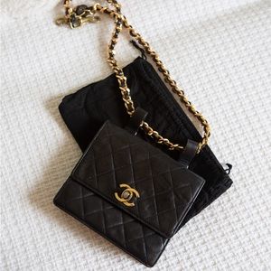 ‼️SOLD‼️Auth Vtg Chanel bag quilted turnlock logo Fanny pack belt bag black